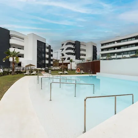 Apartment Higueron Oasis Elite *
